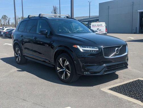 2020 Volvo XC90 T5 R-Design