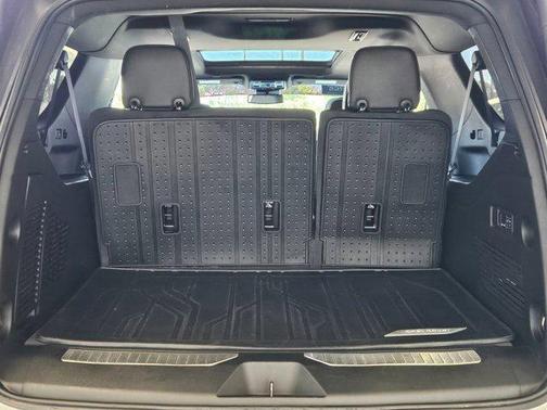 Sterling Gray Metallic 2023 Chevrolet Suburban RST