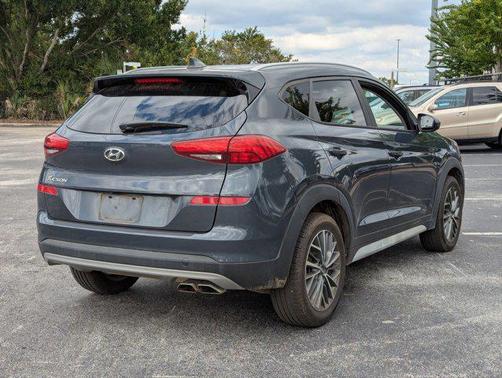 2021 Hyundai TUCSON SEL