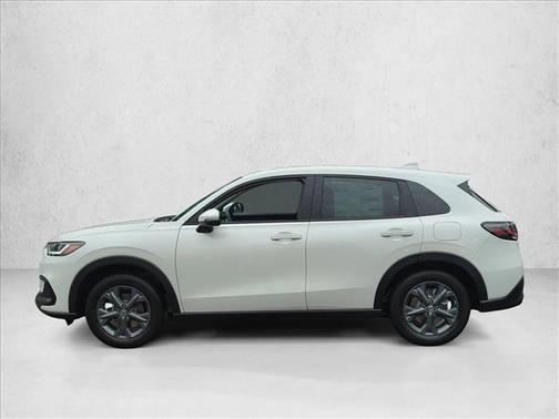 Platinum White Pearl 2026 Honda HR-V LX