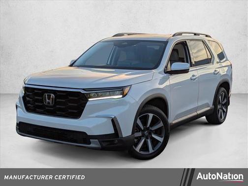 2023 Honda Pilot Touring 8-Passenger
