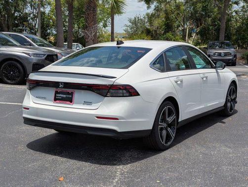 2025 Honda Accord Hybrid Base