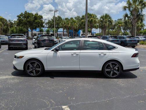 2025 Honda Accord Hybrid Base
