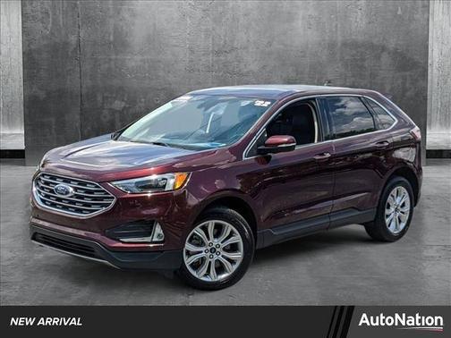 2022 Ford Edge Titanium
