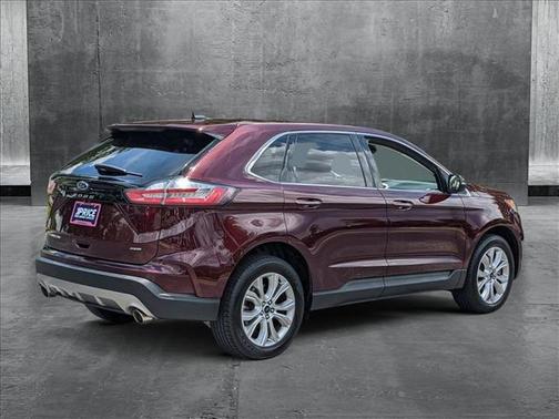 2022 Ford Edge Titanium