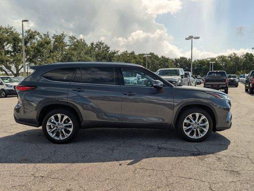 2021 Toyota Highlander Limited