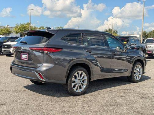 2021 Toyota Highlander Limited