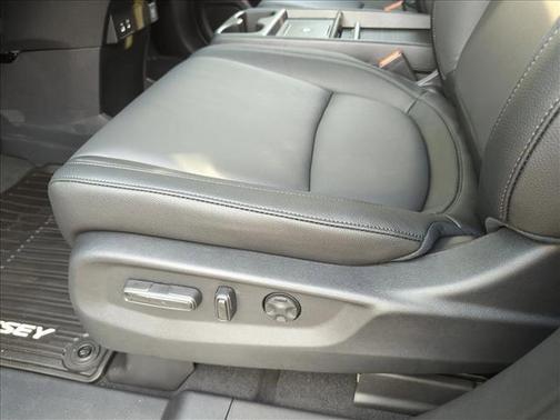 Solar Silver Metallic 2026 Honda Odyssey EX-L