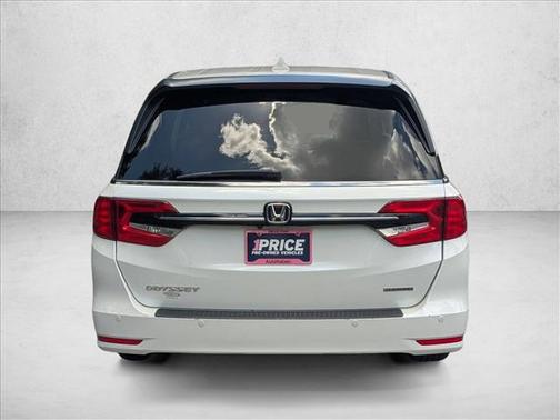 Platinum White Pearl 2023 Honda Odyssey Touring