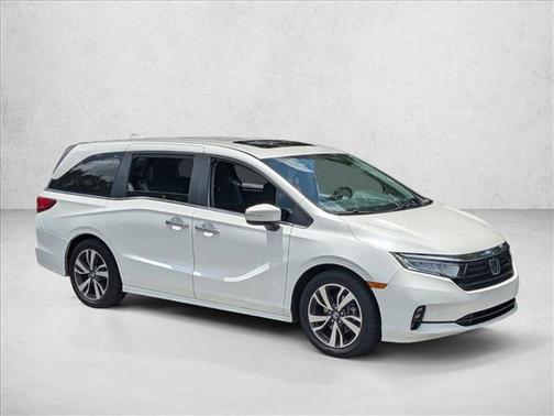 Platinum White Pearl 2023 Honda Odyssey Touring