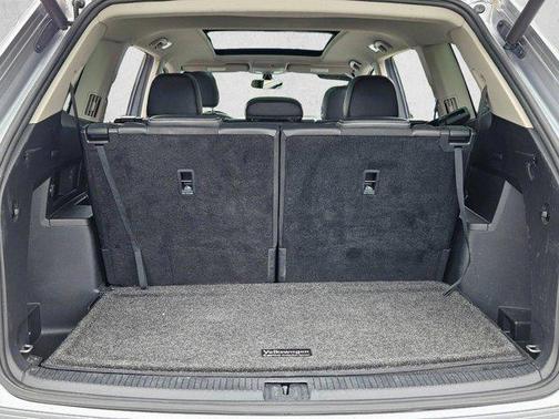 Pyrite Silver Metallic 2022 Volkswagen Atlas 3.6L SE w/Technology
