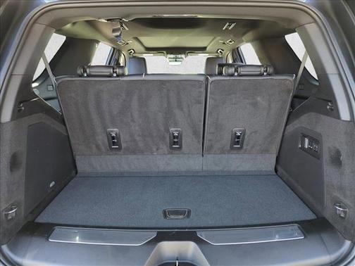 2025 Cadillac Escalade Premium Luxury