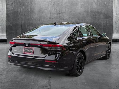 2025 Honda Accord Sport SE 1.5T