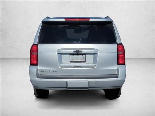 2017 Chevrolet Suburban LT