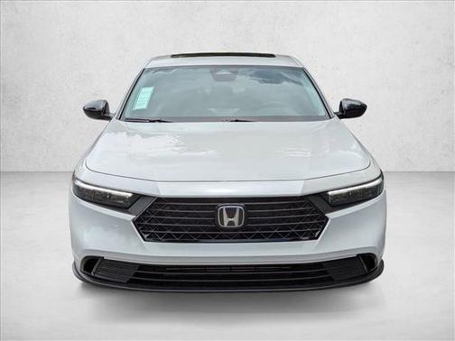 Platinum White Pearl 2025 Honda Accord SE