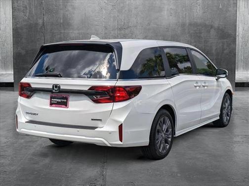 2025 Honda Odyssey Touring