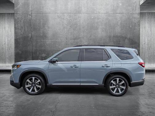 2025 Honda Pilot Touring 8-Passenger