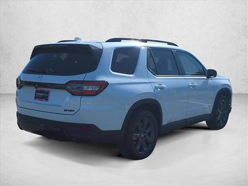 Platinum White Pearl 2026 Honda Pilot Sport