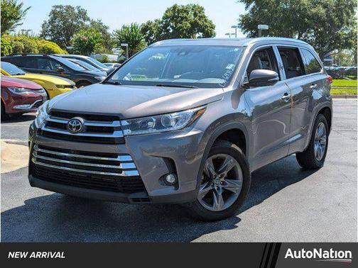 2019 Toyota Highlander Limited Platinum