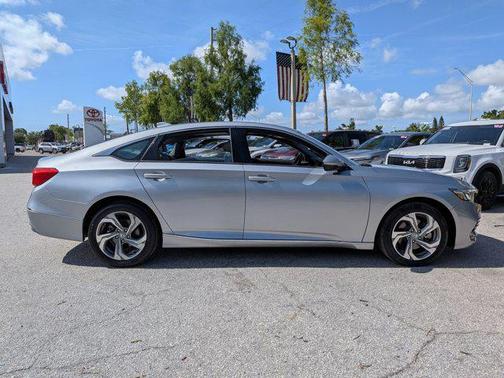 Lunar Silver Metallic 2018 Honda Accord EX-L 2.0T