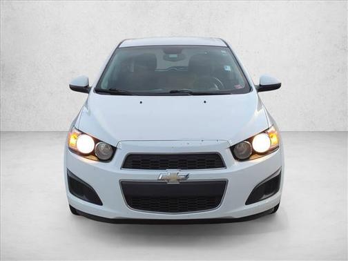 Summit White 2013 Chevrolet Sonic LT