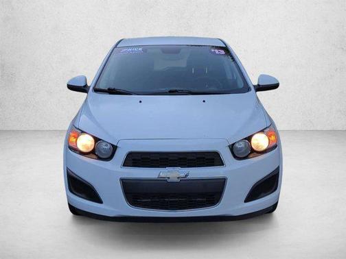 Summit White 2013 Chevrolet Sonic LT