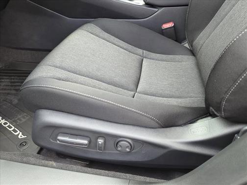 Platinum White Pearl 2026 Honda Accord SE