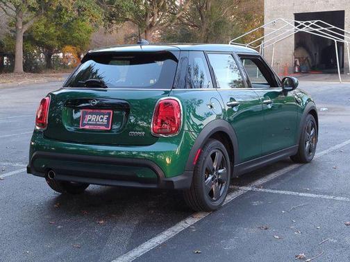 2022 MINI Hardtop Cooper
