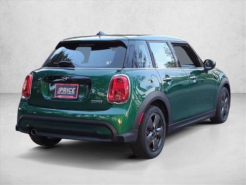 2022 MINI Hardtop Cooper