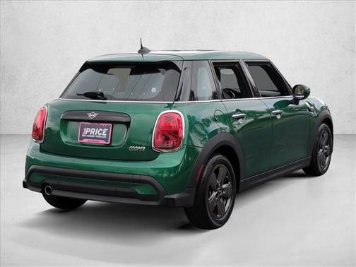 2022 MINI Hardtop Cooper