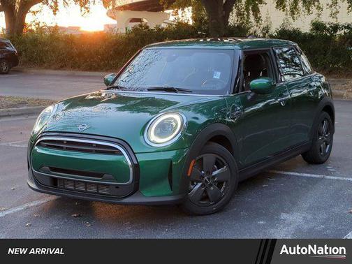 2022 MINI Hardtop Cooper