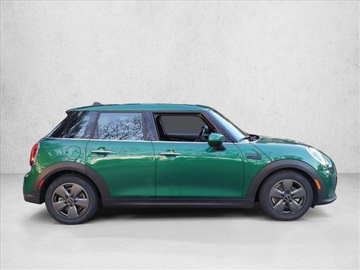 2022 MINI Hardtop Cooper