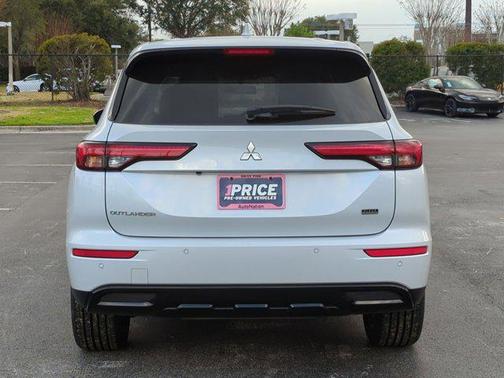 2022 Mitsubishi Outlander SE 2.5 2WD