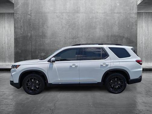 2025 Honda Pilot Touring 8-Passenger