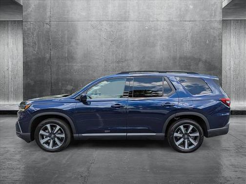 2025 Honda Pilot Touring 8-Passenger