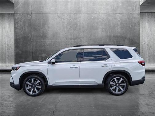 2025 Honda Pilot Touring 8-Passenger