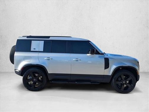 2024 Land Rover Defender 110 P400 S