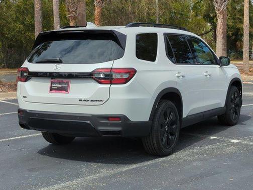 2026 Honda Pilot Black Edition