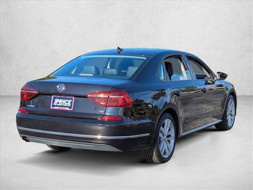 2019 Volkswagen Passat 2.0T Wolfsburg Edition