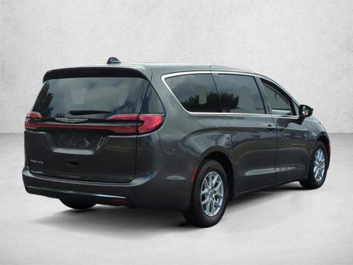 Granite Crystal Metallic Clearcoat 2023 Chrysler Pacifica Touring L