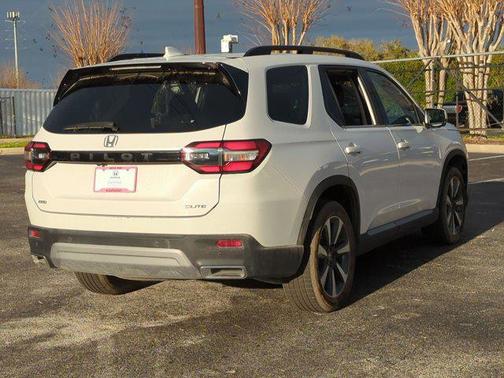 2024 Honda Pilot Elite