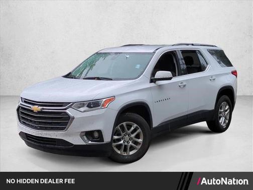 Summit White 2020 Chevrolet Traverse LT Cloth