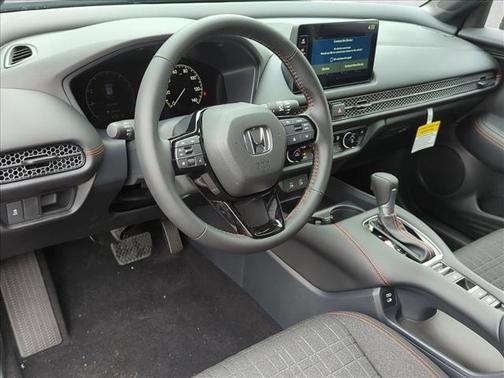 Crystal Black Pearl 2026 Honda HR-V AWD Sport