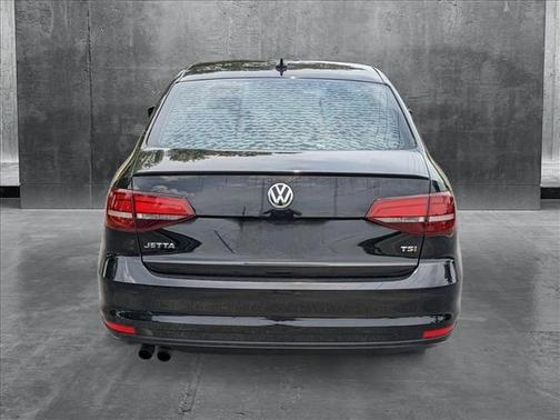 2016 Volkswagen Jetta 1.8T Sport