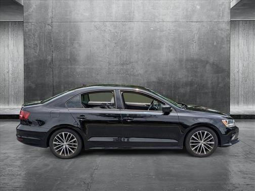 2016 Volkswagen Jetta 1.8T Sport