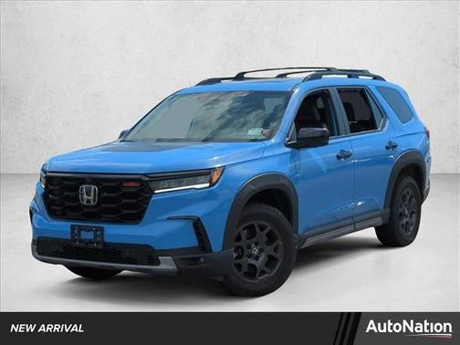 Diffused Sky Pearl 2023 Honda Pilot AWD TrailSport