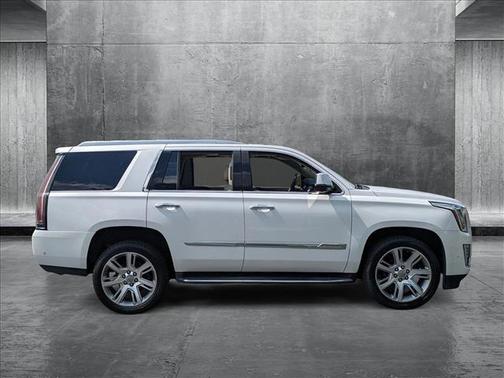 2017 Cadillac Escalade Premium Luxury