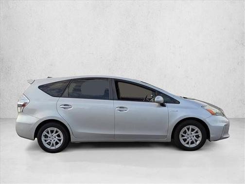2013 Toyota Prius v Three