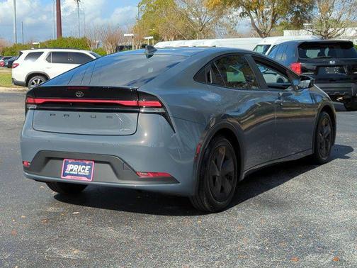 2024 Toyota Prius LE