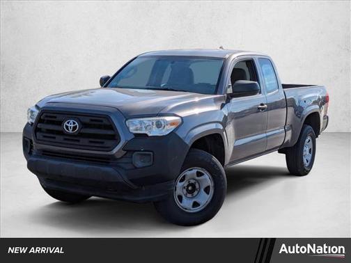 2017 Toyota Tacoma SR